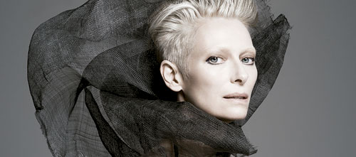 tilda-swinton-pour-nars-517981_w1020h450c1cx727cy395