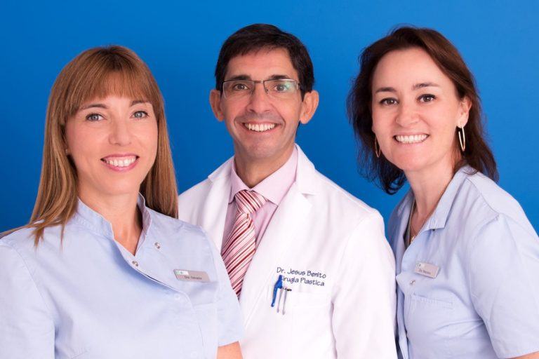 Equipo Cirujanos Plasticos Antiaging Group Barcelona 768x512