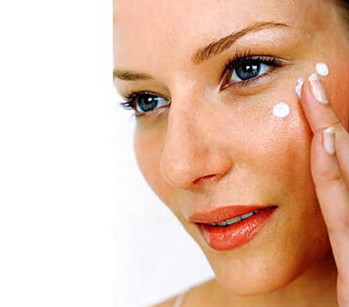 woman-cream-face