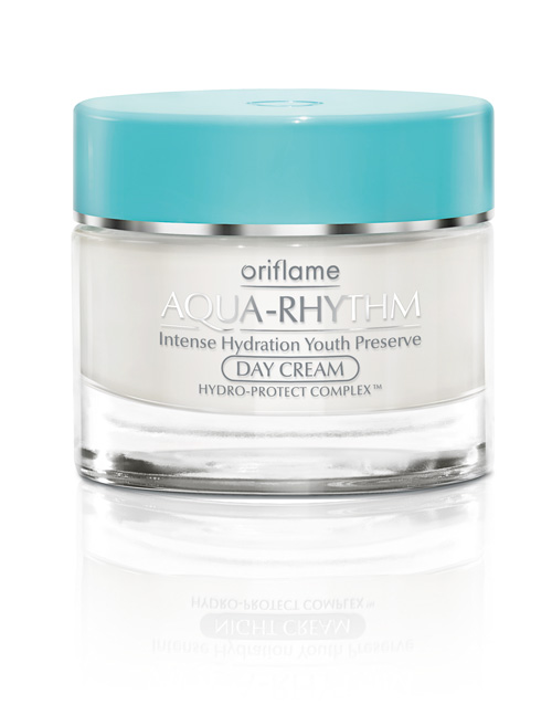 CREMA-DE-DIA-AQUA-RHYTHM