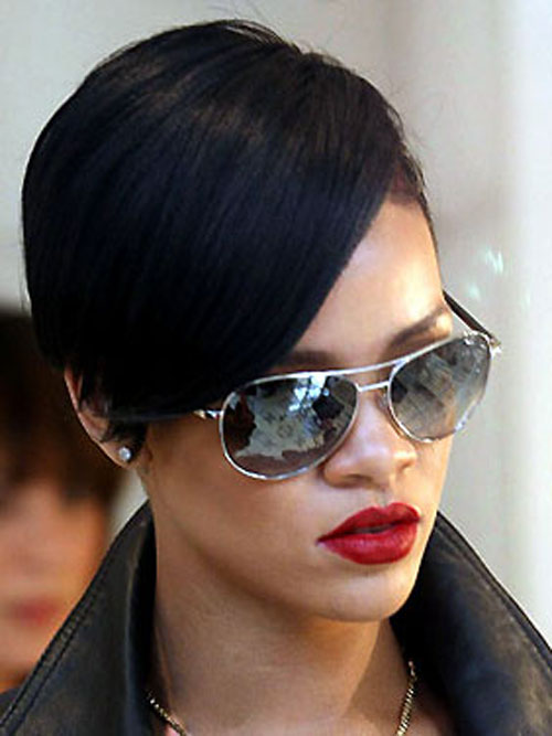 rihanna-feat-sunglasses