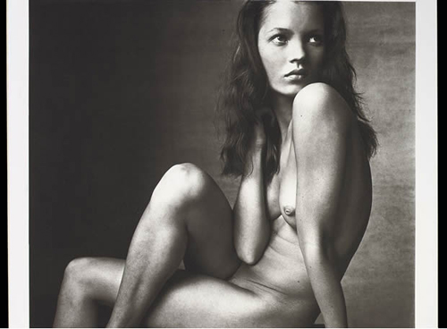 Fotografía de archivo de Kate Moss realizada por Irving Penn