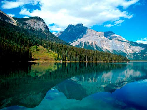 Wallpapers-Emerald-Lake-Canada