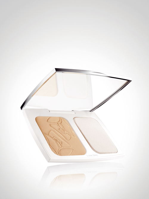 TEINT_MIRACLE_COMPACT_vue_h