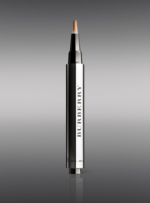 Imagen del corrector de Burberry