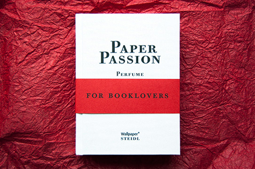 Paper Passion libro cerrado