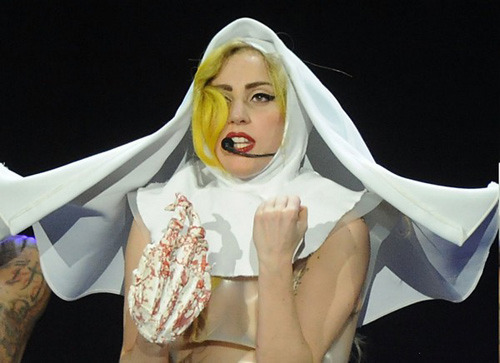 lady-gaga-dress-up-