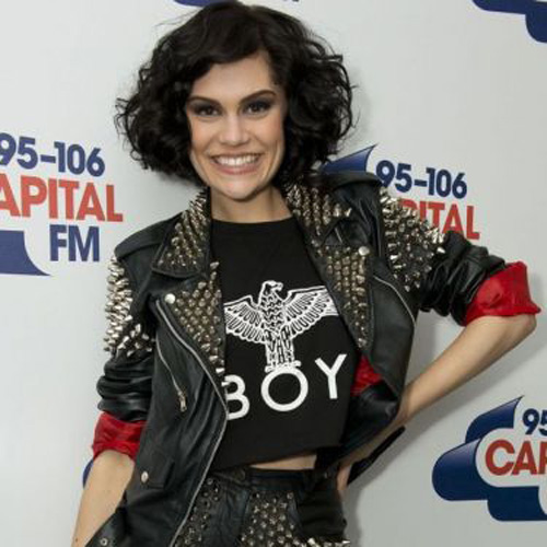 _jessie-j-y-su-look-rockero