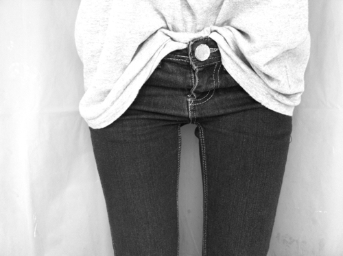 thigh-gap-piernas-ciguena-peligrosa-tendencia-espacio-muslos