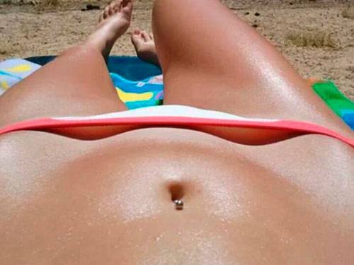 Un vientre poco sospechoso de sufrir anorexia con su bikini bridge