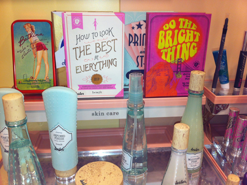 Productos coloristas de Benefit la foto 2 (2)
