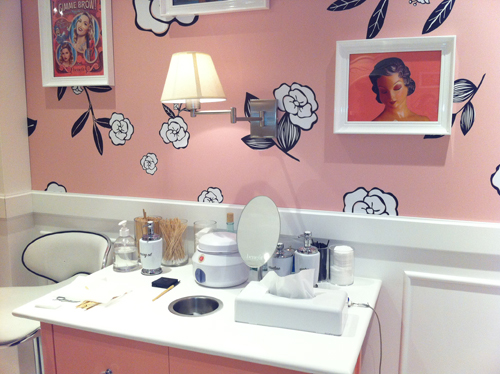 El bar de cejas de Benefit la foto 2