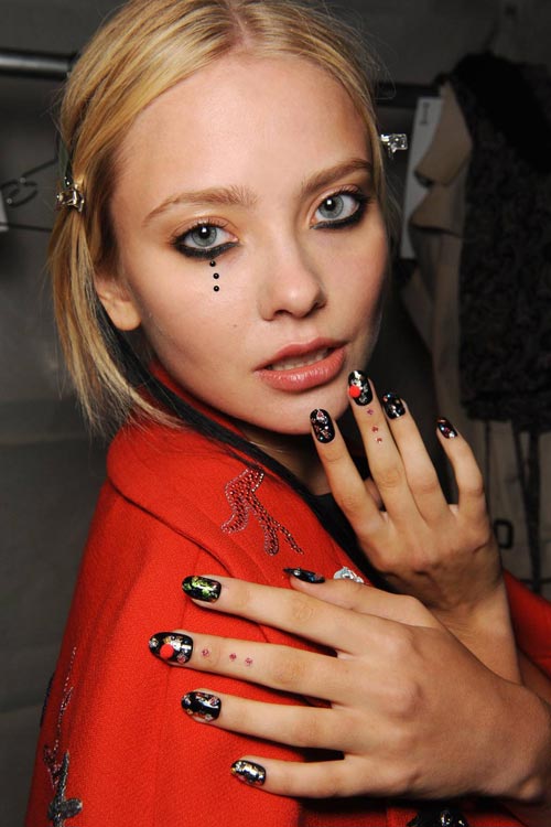 nail-art-manicura-3d