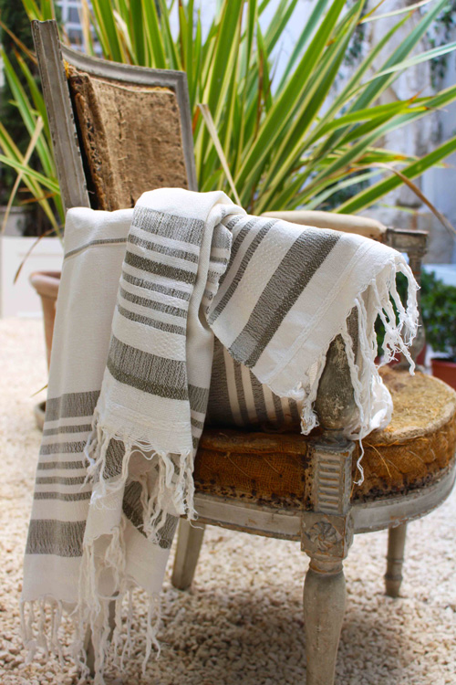 pinkoco-tienda-efimera-cosmetica-complementos-aseo-foulard