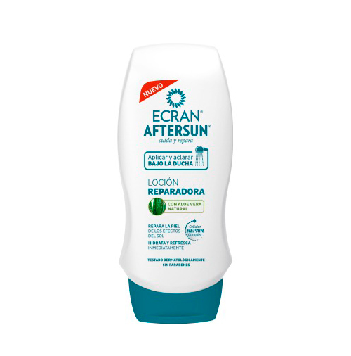 ecran-aftersun-bajo-la-ducha