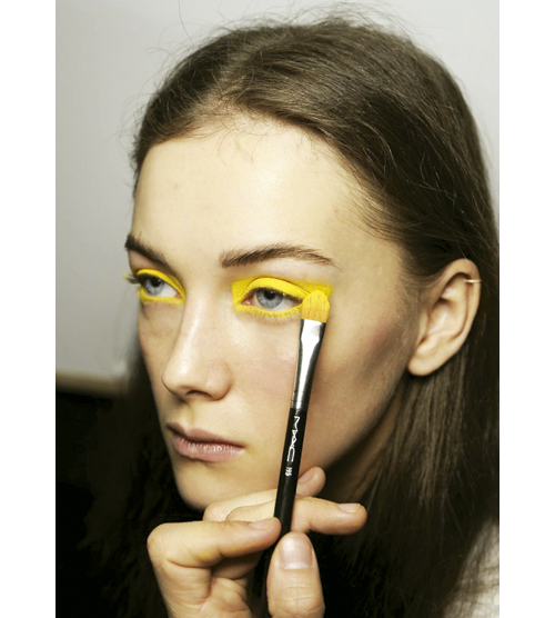 tendencias-maquillaje-otono-invierno-2015-streamlined-almeida