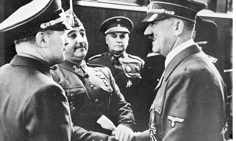 Guerra perfumes historia franco hitler