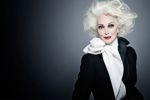 Carmen Dell Orefice, esplendorosa prota de campañas a sus 80 años 