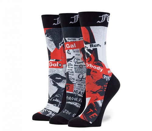 rihanna-firma-para-stance-1