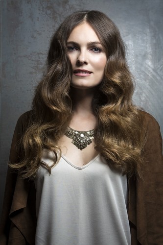 Yolanda Aberasturi melena larga tendencias loreal