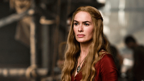 Cersei-Lannister-con-pelo-liso