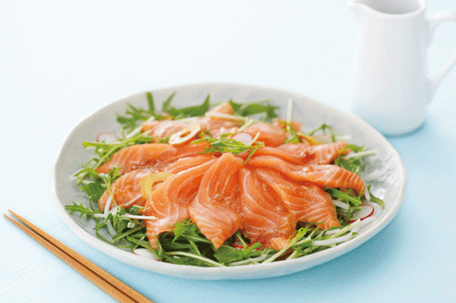 Ensalada Japonesa con salmón noruego