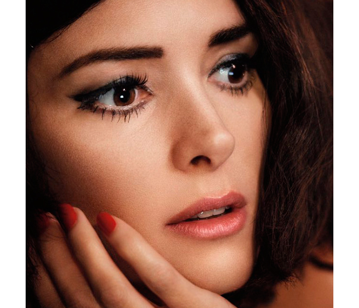 marc-jacobs-beauty-winona-ryder