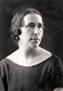  Isabel Oyarzabal