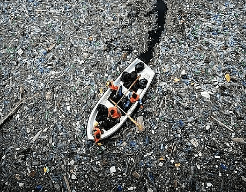 océanos de plástico