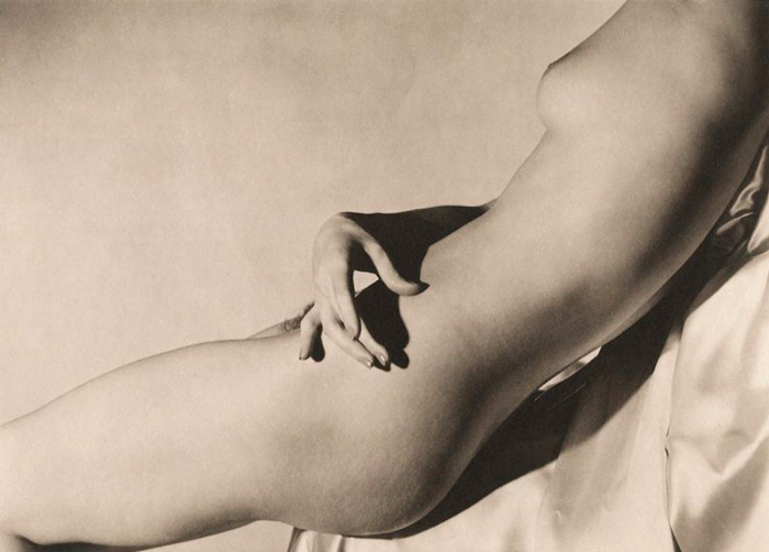 dolor pélvico en el perfume hombre