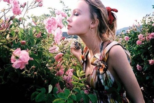 lily-rose-depp chanel nº 5 l´eau