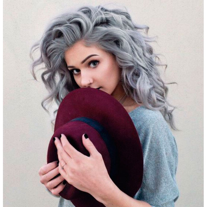 tendencia-pelo-gris-grey-hair-10.jpg