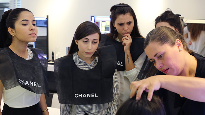 TALLER TRUCOS DE MAQUILLAJE CHANEL BELLEZA PURA