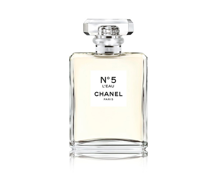 Chanel Leau Premios Academia Perfume