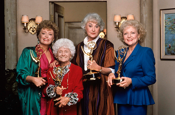 Cada Chica De Oro Con Su Emmy