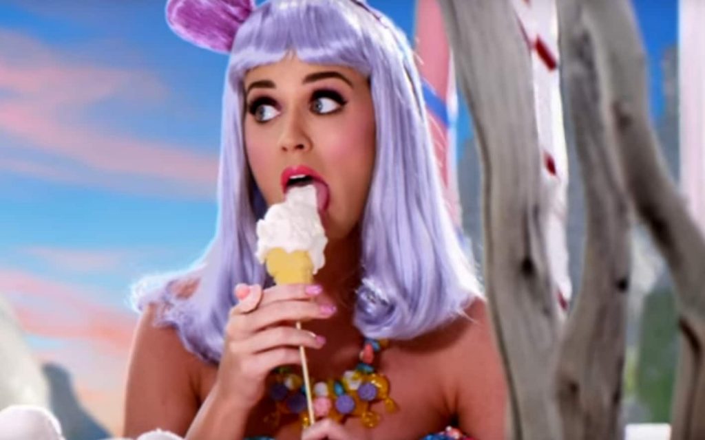 KATYPERRY PELO DE COLORES