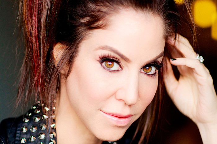 Tonya Crooks Reina Cejas