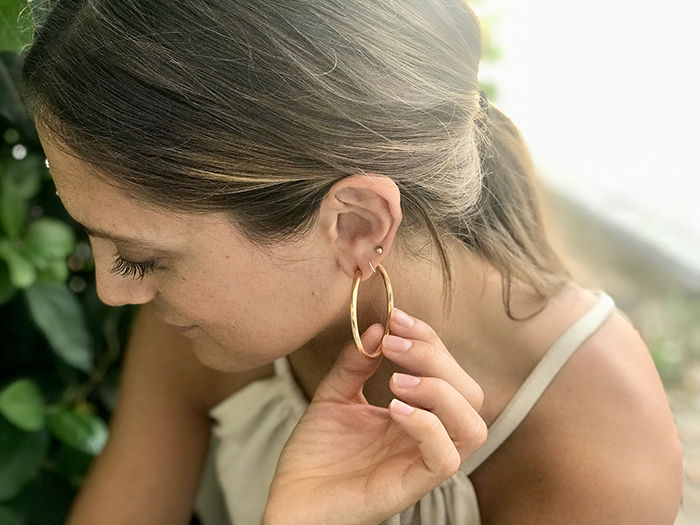 lóbulo de la oreja rasgado lóbulo de la oreja rasgado