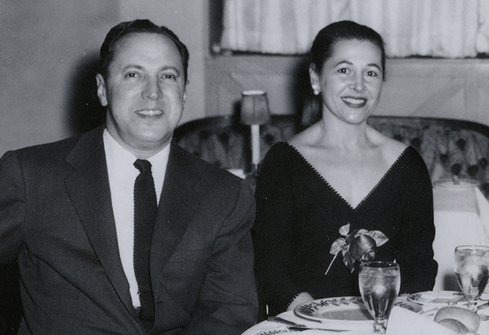 Ivan y Maria Elizabeth Combe vagina