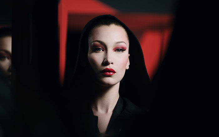Maquillaje Halloween 2018 Bella Hadid Dior