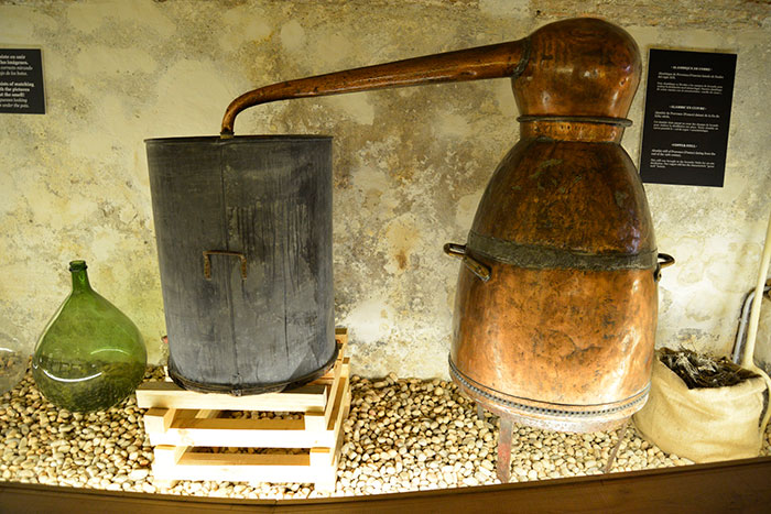 Museo Patio De Los Perfumes Granada 2