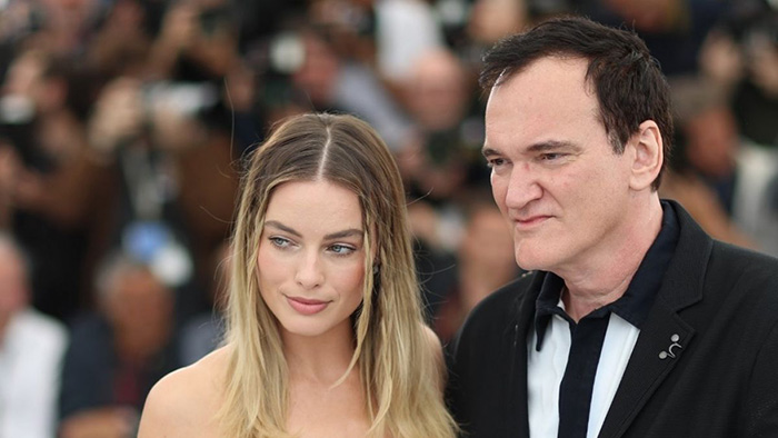 Margo Robbie y Quentin Tarantino chanel-margot-robbie-1