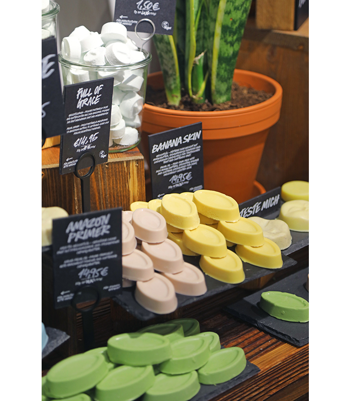 Lush Zero Waste Naked Shop Berlin