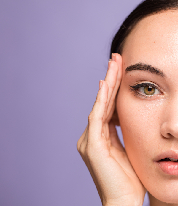 ¿Cómo Hacer El Eyeliner En Un Párpado Caído? Consejos De Tres Expertas