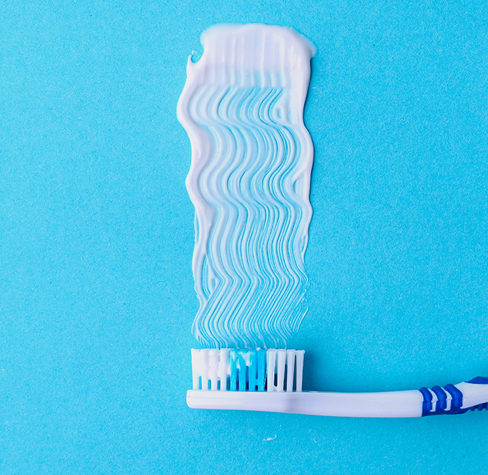 bulos cosméticos pasta de dientes