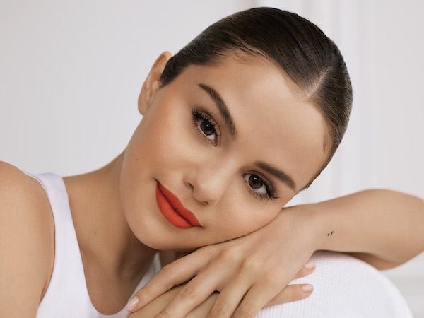 Selena Gomez Rare Beauty, El Maquillaje De Selena Gomez, Llega A España El 1 De Julio