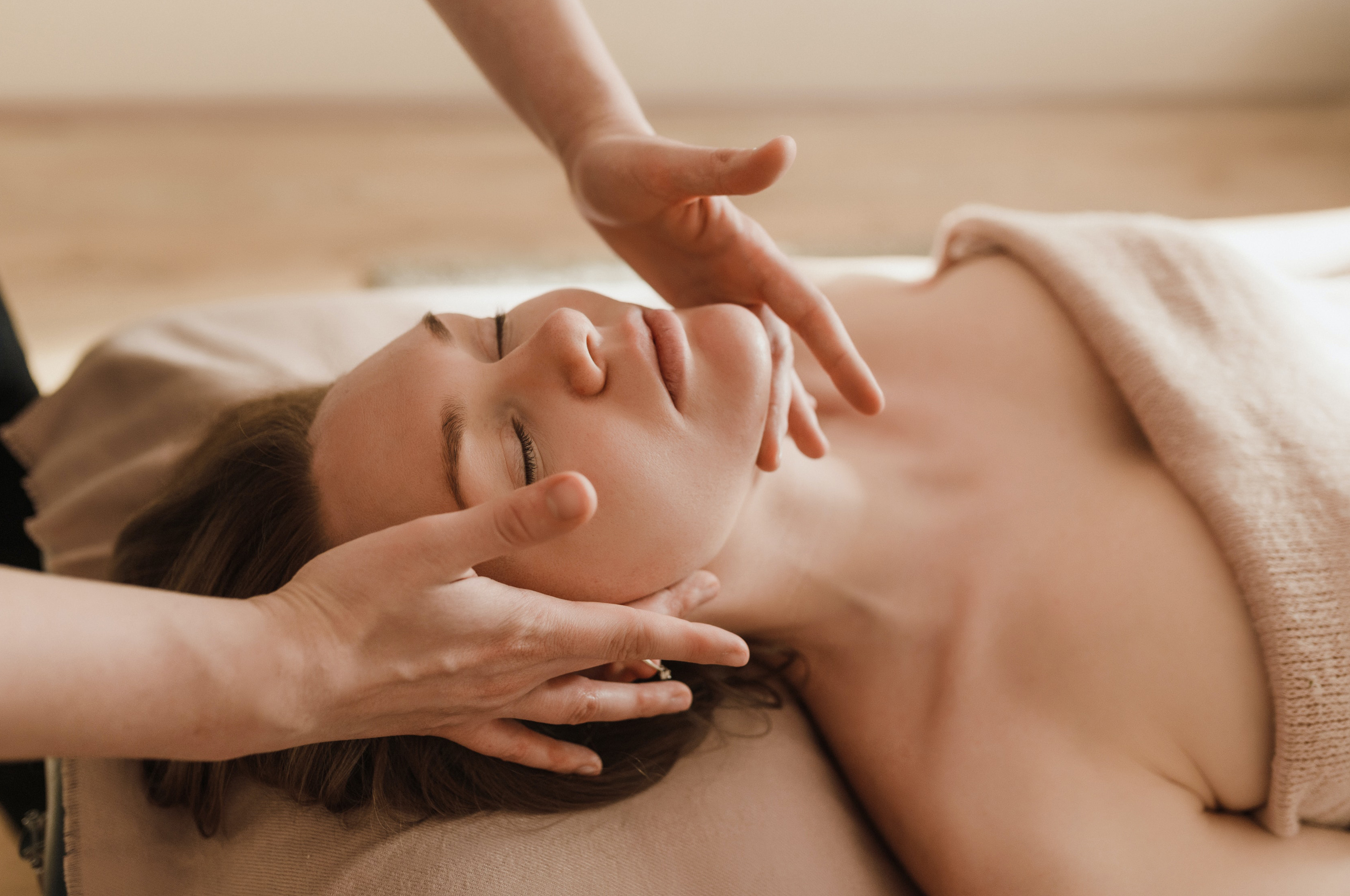 Terapia Manual Rejuvenecimiento Facial Lifting