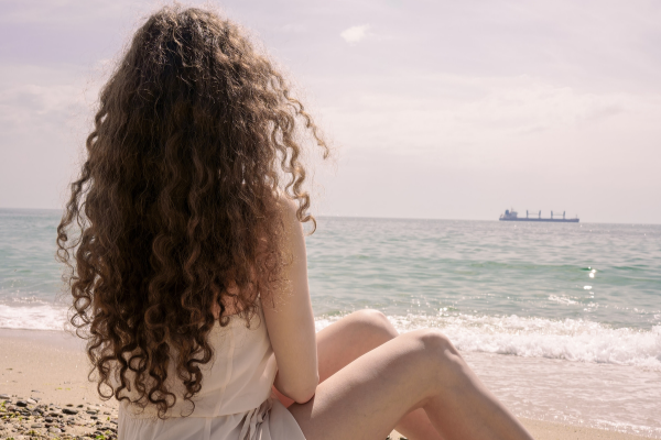Los Mejores Cuidados Para Rizos En La Playa