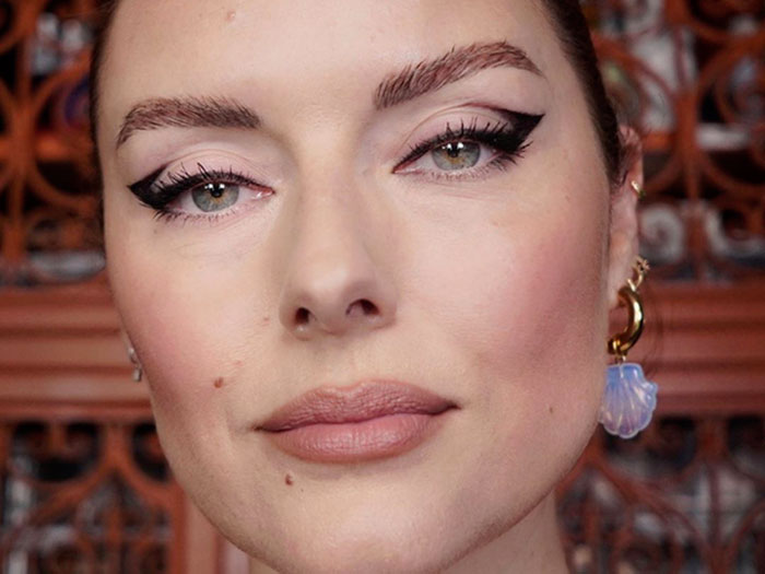 eyeliner-flotante-1