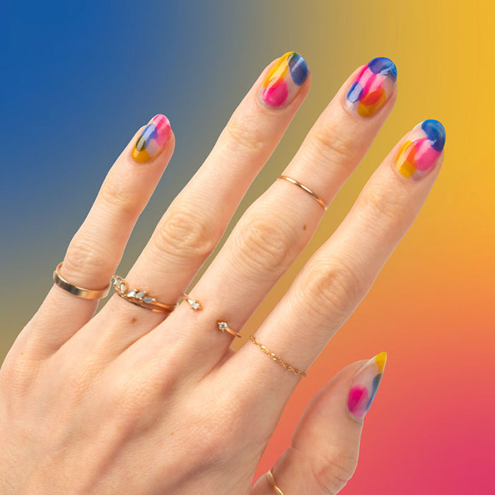 Uñas efecto gelatina moda-manos-6